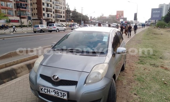 Nunua Ilio tumika Toyota Vitz Nyingine Gari ndani ya Nairobi nchini Nairobi