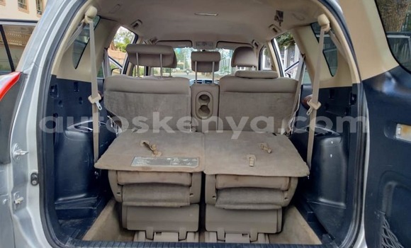 Oofamaa Toyota Vanguard Silver Makiinaa iti Nairobi keessatti Nairobi keessatti Oofamaa Toyota Vanguard Silver Makiinaa iti Nairobi keessatti Nairobi keessatti