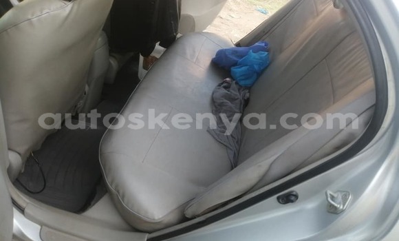 Oofamaa Toyota Axio Silver Makiinaa iti Nairobi keessatti Nairobi keessatti Oofamaa Toyota Axio Silver Makiinaa iti Nairobi keessatti Nairobi keessatti
