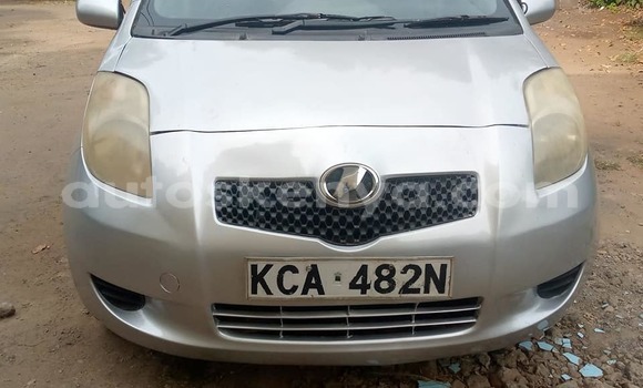 Buy Used Toyota Vitz Silver Car in Nairobi in Nairobi