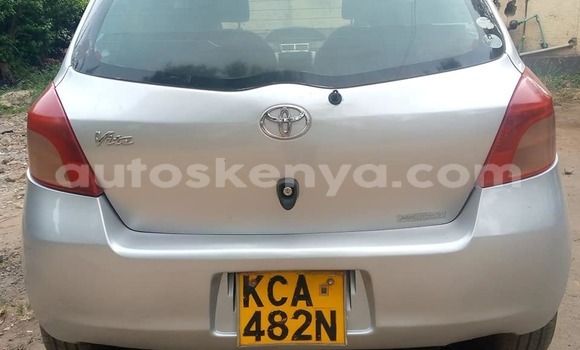 Oofamaa Toyota Vitz Silver Makiinaa iti Nairobi keessatti Nairobi keessatti Oofamaa Toyota Vitz Silver Makiinaa iti Nairobi keessatti Nairobi keessatti