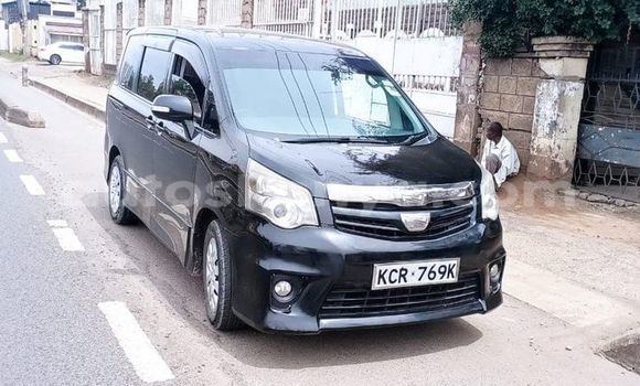 Oofamaa Toyota Noah Black Makiinaa iti Nairobi keessatti Nairobi keessatti Oofamaa Toyota Noah Black Makiinaa iti Nairobi keessatti Nairobi keessatti
