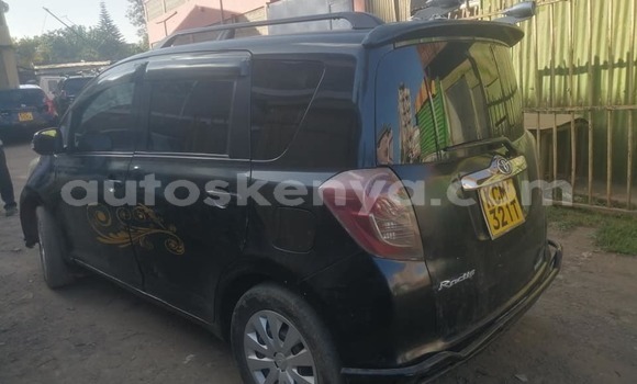 Oofamaa Toyota Ractis Black Makiinaa iti Nairobi keessatti Nairobi keessatti