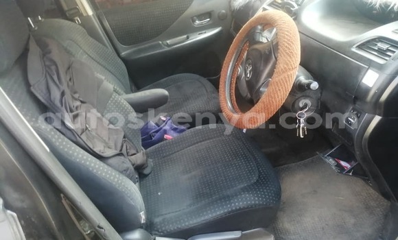 Oofamaa Toyota Ractis Black Makiinaa iti Nairobi keessatti Nairobi keessatti Oofamaa Toyota Ractis Black Makiinaa iti Nairobi keessatti Nairobi keessatti