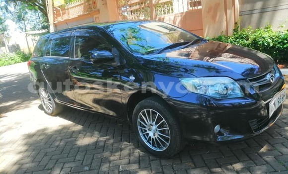 Nunua Ilio tumika Toyota Fielder Nyeusi Gari ndani ya Nairobi nchini Nairobi
