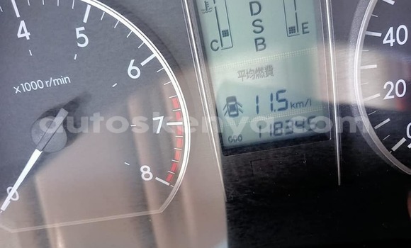 Oofamaa Toyota Premio Silver Makiinaa iti Nairobi keessatti Nairobi keessatti Oofamaa Toyota Premio Silver Makiinaa iti Nairobi keessatti Nairobi keessatti