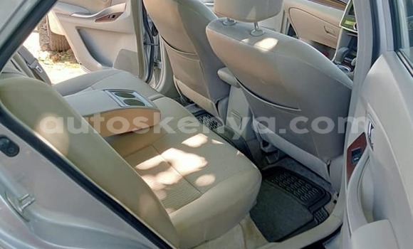 Oofamaa Toyota Premio Silver Makiinaa iti Nairobi keessatti Nairobi keessatti Oofamaa Toyota Premio Silver Makiinaa iti Nairobi keessatti Nairobi keessatti