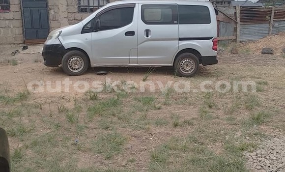 Nunua Ilio tumika Nissan NV200 Fedha Gari ndani ya Nairobi nchini Nairobi Nunua Ilio tumika Nissan NV200 Fedha Gari ndani ya Nairobi nchini Nairobi