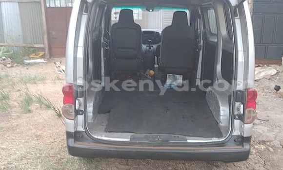 Oofamaa Nissan NV200 Silver Makiinaa iti Nairobi keessatti Nairobi keessatti Oofamaa Nissan NV200 Silver Makiinaa iti Nairobi keessatti Nairobi keessatti