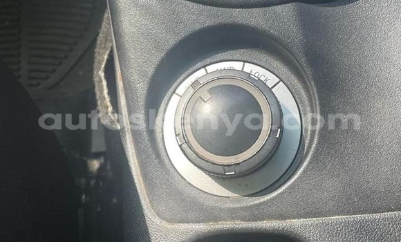 Oofamaa Mitsubishi RVR Silver Makiinaa iti Nairobi keessatti Nairobi keessatti Oofamaa Mitsubishi RVR Silver Makiinaa iti Nairobi keessatti Nairobi keessatti