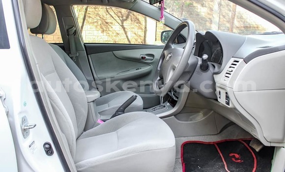 Oofamaa Toyota Axio White Makiinaa iti Nairobi keessatti Nairobi keessatti Oofamaa Toyota Axio White Makiinaa iti Nairobi keessatti Nairobi keessatti