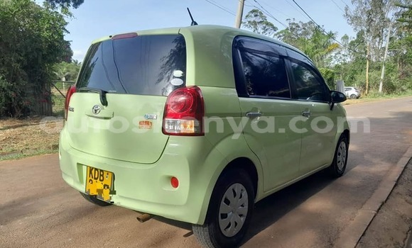 Buy Used Toyota Porte Green Car in Nairobi in Nairobi Buy Used Toyota Porte Green Car in Nairobi in Nairobi