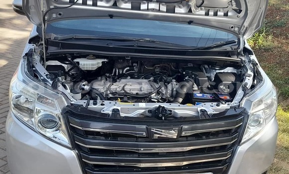 Oofamaa Toyota Noah Silver Makiinaa iti Nairobi keessatti Nairobi keessatti Oofamaa Toyota Noah Silver Makiinaa iti Nairobi keessatti Nairobi keessatti