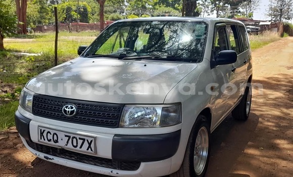 Buy Used Toyota Probox White Car in Nairobi in Nairobi