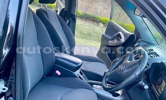 Nunua Ilio tumika Toyota RAV4 Nyeusi Gari ndani ya Nairobi nchini Nairobi Nunua Ilio tumika Toyota RAV4 Nyeusi Gari ndani ya Nairobi nchini Nairobi