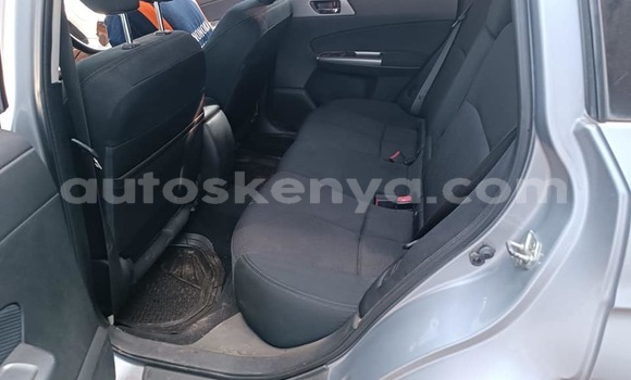 Nunua Ilio tumika Subaru Forester Fedha Gari ndani ya Nairobi nchini Nairobi Nunua Ilio tumika Subaru Forester Fedha Gari ndani ya Nairobi nchini Nairobi