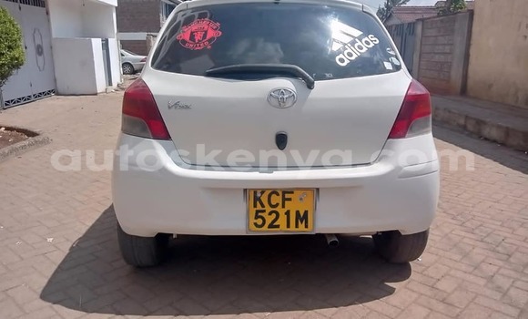 Nunua Ilio tumika Toyota Vitz Nyeupe Gari ndani ya Nairobi nchini Nairobi Nunua Ilio tumika Toyota Vitz Nyeupe Gari ndani ya Nairobi nchini Nairobi