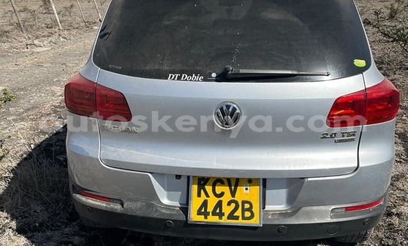 Nunua Ilio tumika Volkswagen Tiguan Fedha Gari ndani ya Nairobi nchini Nairobi Nunua Ilio tumika Volkswagen Tiguan Fedha Gari ndani ya Nairobi nchini Nairobi