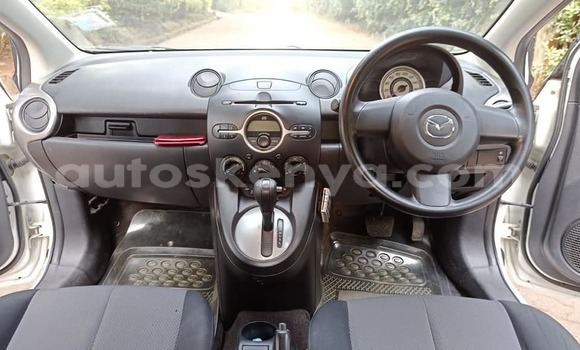 Nunua Ilio tumika Mazda Demio Nyeupe Gari ndani ya Nairobi nchini Nairobi Nunua Ilio tumika Mazda Demio Nyeupe Gari ndani ya Nairobi nchini Nairobi