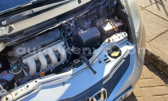 Nunua Ilio tumika Honda Fit Fedha Gari ndani ya Nairobi nchini Nairobi Nunua Ilio tumika Honda Fit Fedha Gari ndani ya Nairobi nchini Nairobi