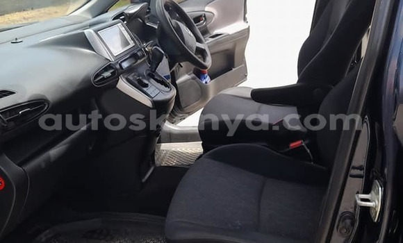 Nunua Ilio tumika Toyota Wish Bluu Gari ndani ya Nairobi nchini Nairobi Nunua Ilio tumika Toyota Wish Bluu Gari ndani ya Nairobi nchini Nairobi