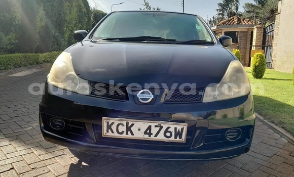 Oofamaa Nissan Wingroad Black Makiinaa iti Nairobi keessatti Nairobi keessatti