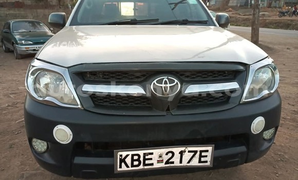 Nunua Ilio tumika Toyota Hilux Fedha Gari ndani ya Nairobi nchini Nairobi Nunua Ilio tumika Toyota Hilux Fedha Gari ndani ya Nairobi nchini Nairobi