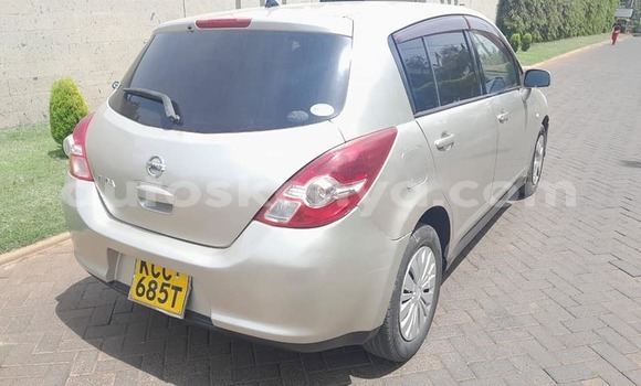Nunua Ilio tumika Nissan tiida Fedha Gari ndani ya Nairobi nchini Nairobi Nunua Ilio tumika Nissan tiida Fedha Gari ndani ya Nairobi nchini Nairobi