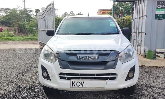 Nunua Ilio tumika Isuzu D–MAX Nyeupe Gari ndani ya Nairobi nchini Nairobi Nunua Ilio tumika Isuzu D–MAX Nyeupe Gari ndani ya Nairobi nchini Nairobi