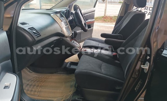 Nunua Ilio tumika Toyota Harrier Nyeusi Gari ndani ya Nairobi nchini Nairobi Nunua Ilio tumika Toyota Harrier Nyeusi Gari ndani ya Nairobi nchini Nairobi