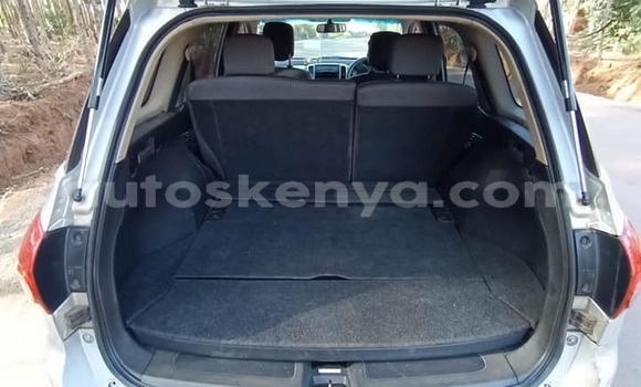 Nunua Ilio tumika Nissan Wingroad Fedha Gari ndani ya Nairobi nchini Nairobi Nunua Ilio tumika Nissan Wingroad Fedha Gari ndani ya Nairobi nchini Nairobi