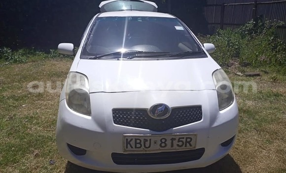 Nunua Ilio tumika Toyota Vitz Nyeupe Gari ndani ya Nairobi nchini Nairobi Nunua Ilio tumika Toyota Vitz Nyeupe Gari ndani ya Nairobi nchini Nairobi