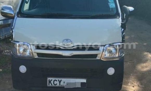 Oofamaa Toyota Hiace White Makiinaa iti Nairobi keessatti Nairobi keessatti Oofamaa Toyota Hiace White Makiinaa iti Nairobi keessatti Nairobi keessatti