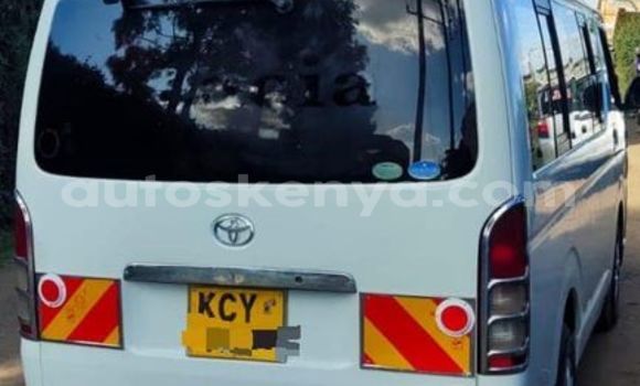 Nunua Ilio tumika Toyota Hiace Nyeupe Gari ndani ya Nairobi nchini Nairobi Nunua Ilio tumika Toyota Hiace Nyeupe Gari ndani ya Nairobi nchini Nairobi