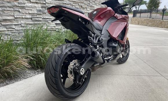 Buy Used Kawasaki Ninja ZX-10R Red Bike in Nairobi in Nairobi Buy Used Kawasaki Ninja ZX-10R Red Bike in Nairobi in Nairobi
