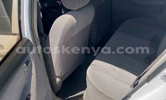 Oofamaa Toyota Corolla White Makiinaa iti Nairobi keessatti Nairobi keessatti Oofamaa Toyota Corolla White Makiinaa iti Nairobi keessatti Nairobi keessatti