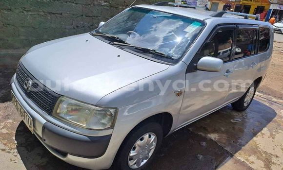 Buy Used Toyota Probox Silver Car in Nairobi in Nairobi