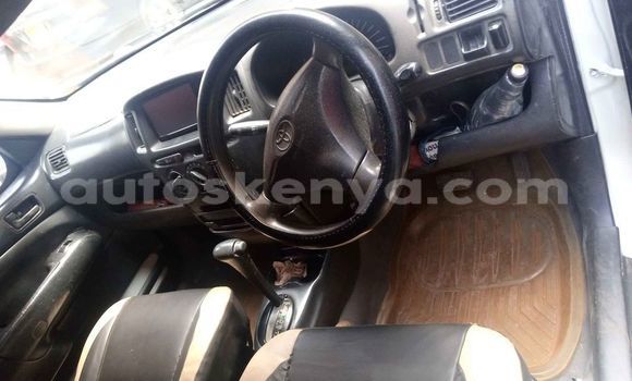 Oofamaa Toyota Probox White Makiinaa iti Nairobi keessatti Nairobi keessatti Oofamaa Toyota Probox White Makiinaa iti Nairobi keessatti Nairobi keessatti