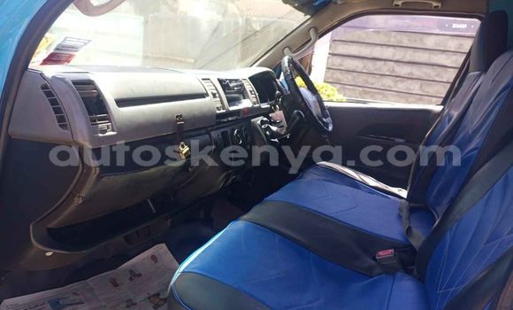 Oofamaa Toyota Hiace Blue Makiinaa iti Nairobi keessatti Nairobi keessatti Oofamaa Toyota Hiace Blue Makiinaa iti Nairobi keessatti Nairobi keessatti