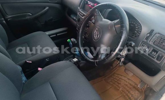 Oofamaa Toyota Succeed White Makiinaa iti Nairobi keessatti Nairobi keessatti Oofamaa Toyota Succeed White Makiinaa iti Nairobi keessatti Nairobi keessatti
