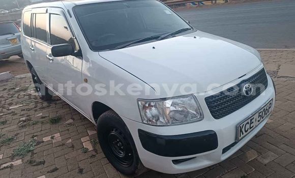 Oofamaa Toyota Succeed White Makiinaa iti Nairobi keessatti Nairobi keessatti Oofamaa Toyota Succeed White Makiinaa iti Nairobi keessatti Nairobi keessatti