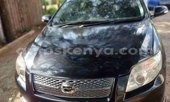 Oofamaa Toyota Fielder Black Makiinaa iti Nairobi keessatti Nairobi keessatti