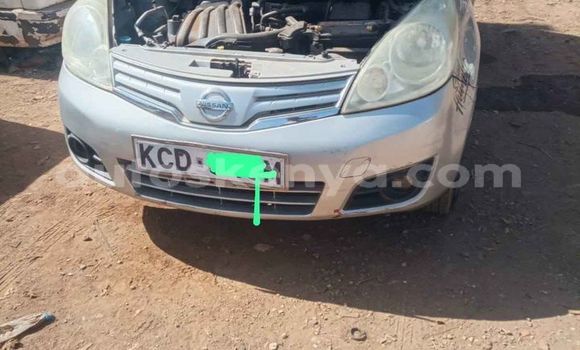 Oofamaa Nissan Note Silver Makiinaa iti Nairobi keessatti Nairobi keessatti Oofamaa Nissan Note Silver Makiinaa iti Nairobi keessatti Nairobi keessatti