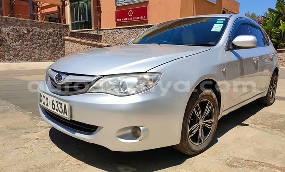 Nunua Ilio tumika Subaru Impreza Fedha Gari ndani ya Nairobi nchini Nairobi