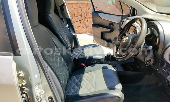Buy Used Toyota Vitz Silver Car in Nairobi in Nairobi Buy Used Toyota Vitz Silver Car in Nairobi in Nairobi