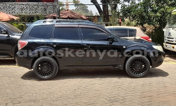 Oofamaa Subaru Forester Black Makiinaa iti Nairobi keessatti Nairobi keessatti