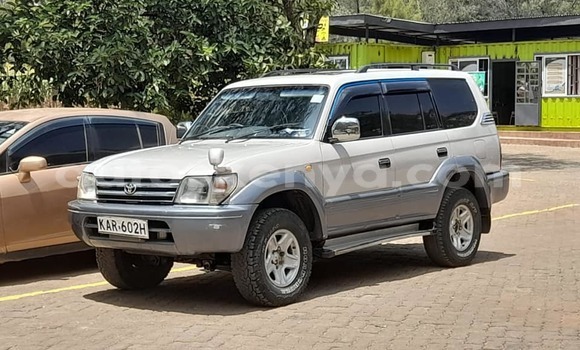 Buy Used Toyota Land Cruiser White Car in Nairobi in Nairobi Buy Used Toyota Land Cruiser White Car in Nairobi in Nairobi