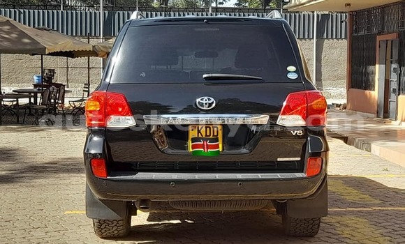Oofamaa Toyota Land Cruiser Black Makiinaa iti Nairobi keessatti Nairobi keessatti Oofamaa Toyota Land Cruiser Black Makiinaa iti Nairobi keessatti Nairobi keessatti