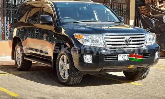 Oofamaa Toyota Land Cruiser Black Makiinaa iti Nairobi keessatti Nairobi keessatti Oofamaa Toyota Land Cruiser Black Makiinaa iti Nairobi keessatti Nairobi keessatti