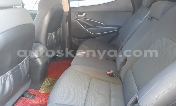 Oofamaa Hyundai Santa Fe Red Makiinaa iti Nairobi keessatti Nairobi keessatti Oofamaa Hyundai Santa Fe Red Makiinaa iti Nairobi keessatti Nairobi keessatti